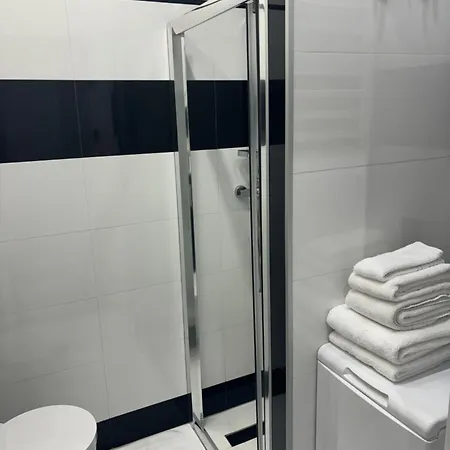 Leonardo 아파트 볼레스와비에츠